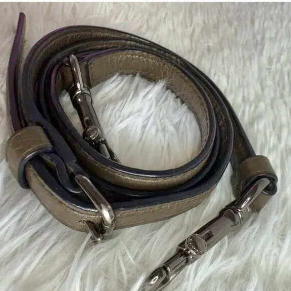 Coach replacement strap - a kind of olive green - Picture 6 of 6